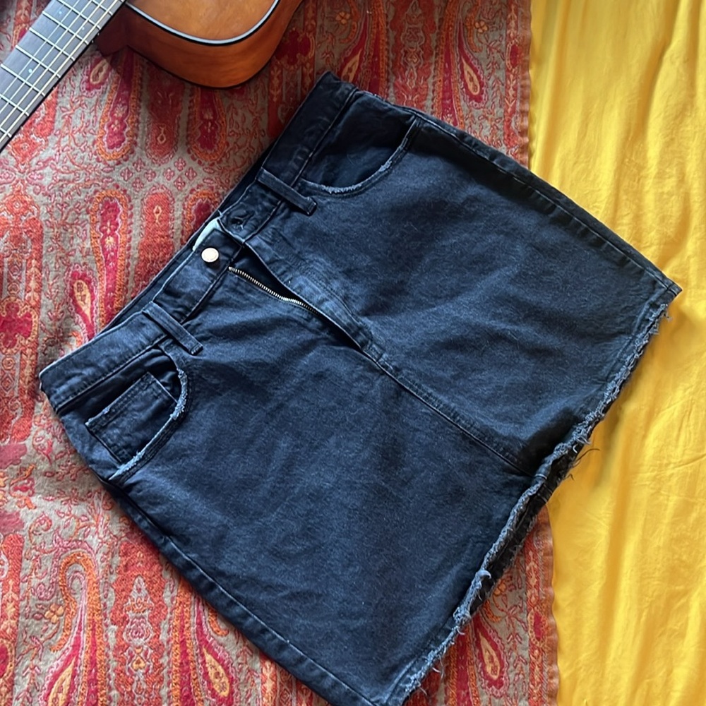 UNIVERSAL THREAD Black Denim Mini Skirt w/ pockets